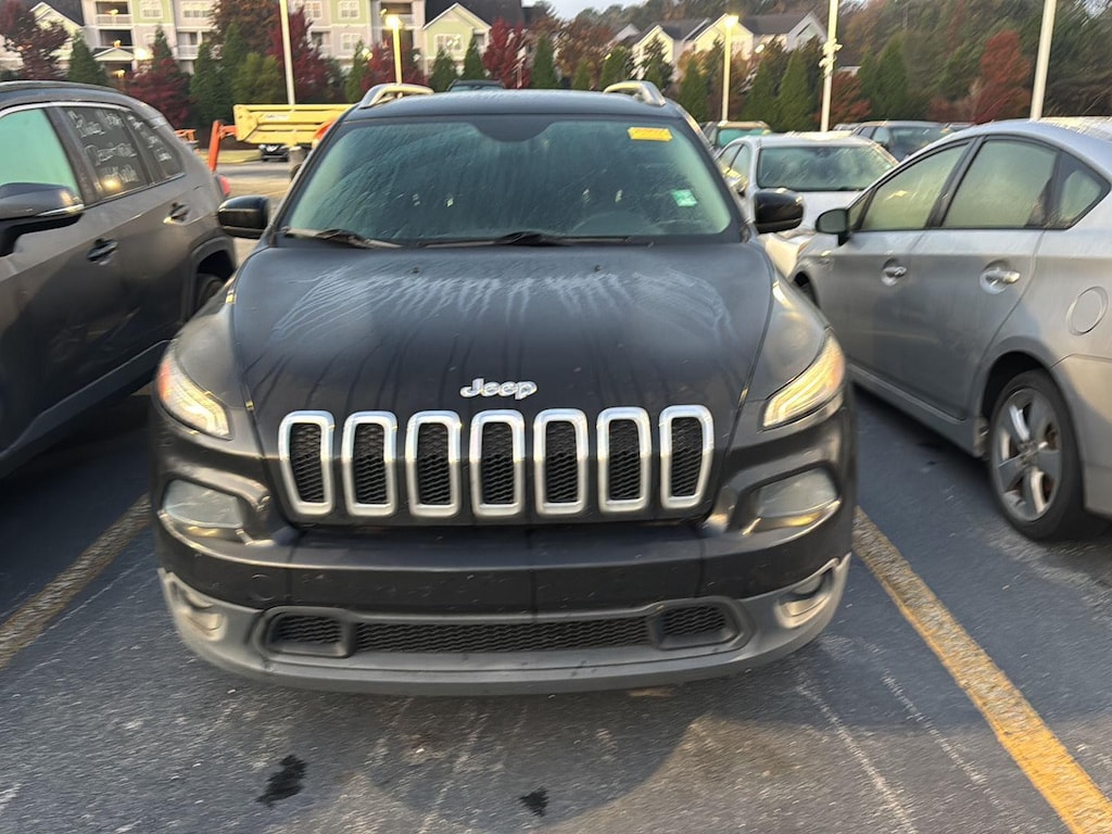 Used 2015 Jeep Cherokee Latitude SUV