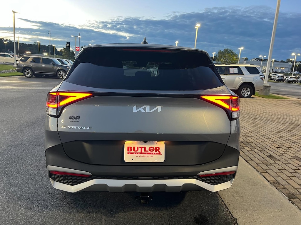 Used 2023 Kia Sportage EX SUV