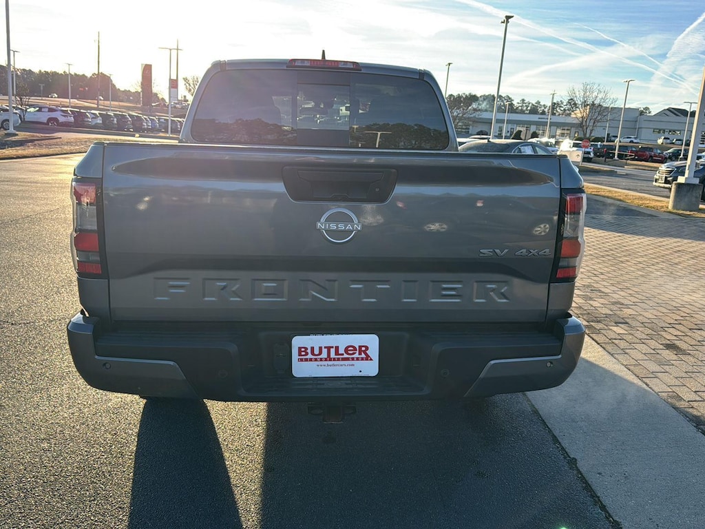 Used 2024 Nissan Frontier SV Truck