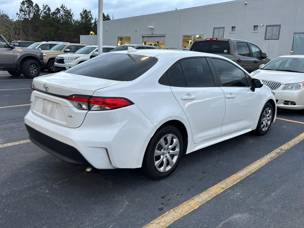 Used 2024 Toyota Corolla LE Sedan