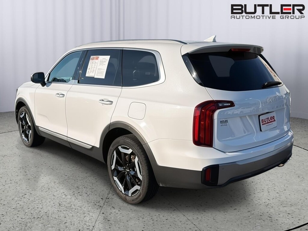 Used 2025 Kia Telluride S SUV