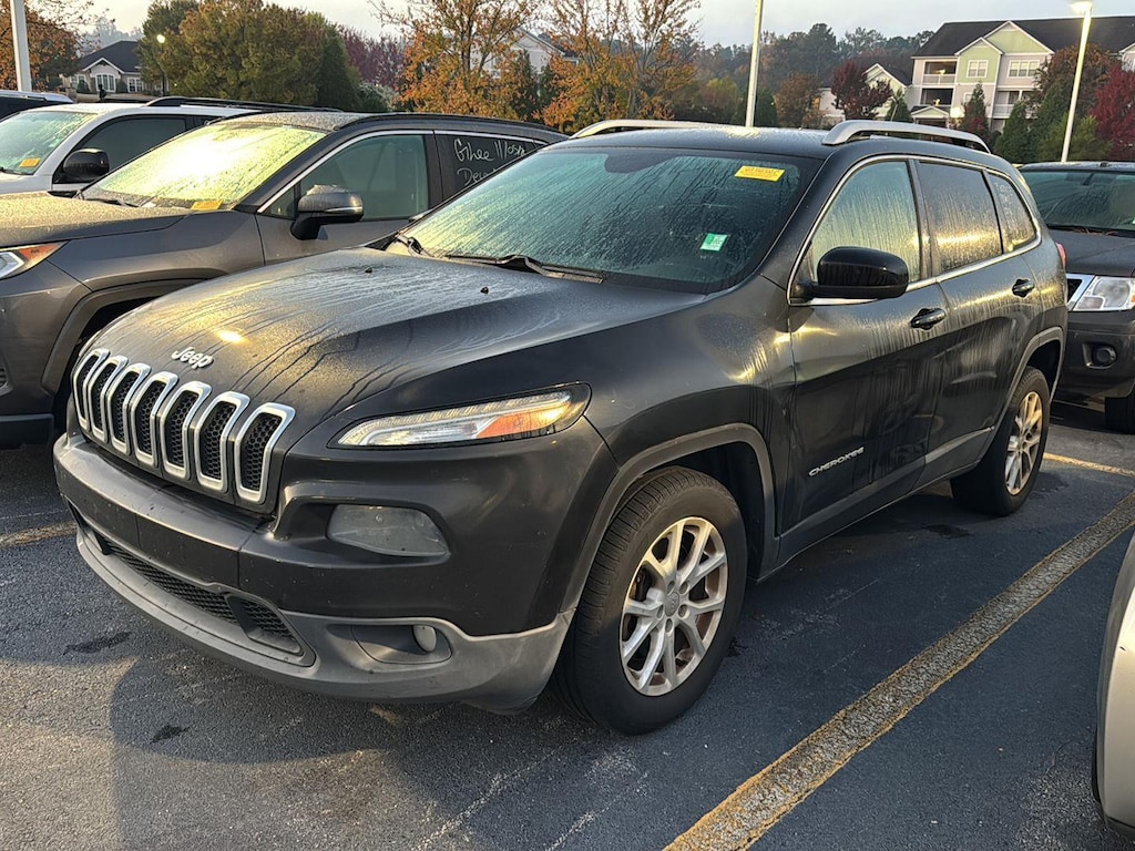 Used 2015 Jeep Cherokee Latitude SUV