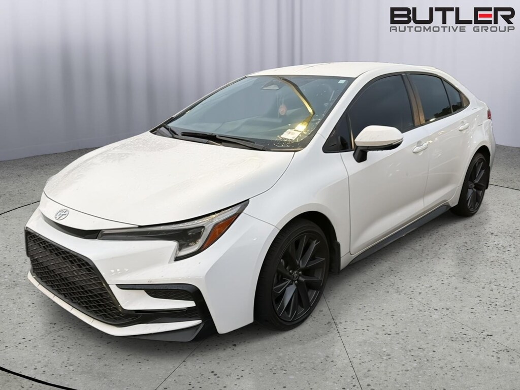 Used 2024 Toyota Corolla SE Sedan