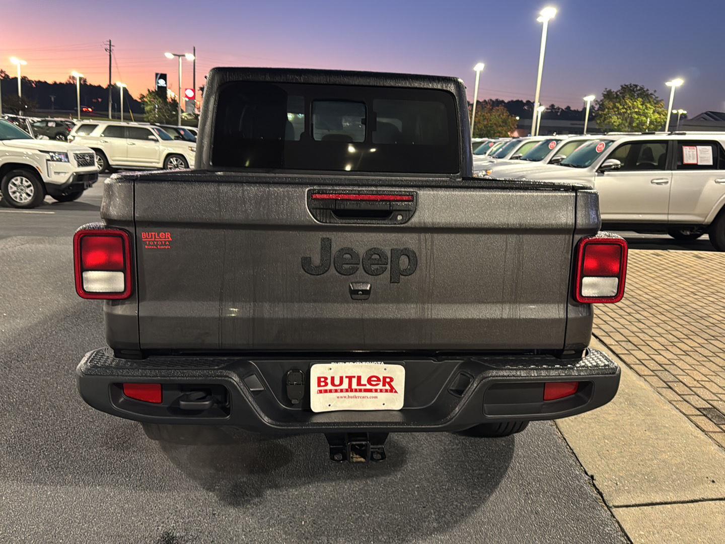 2024 Jeep Gladiator Sport S photo 4