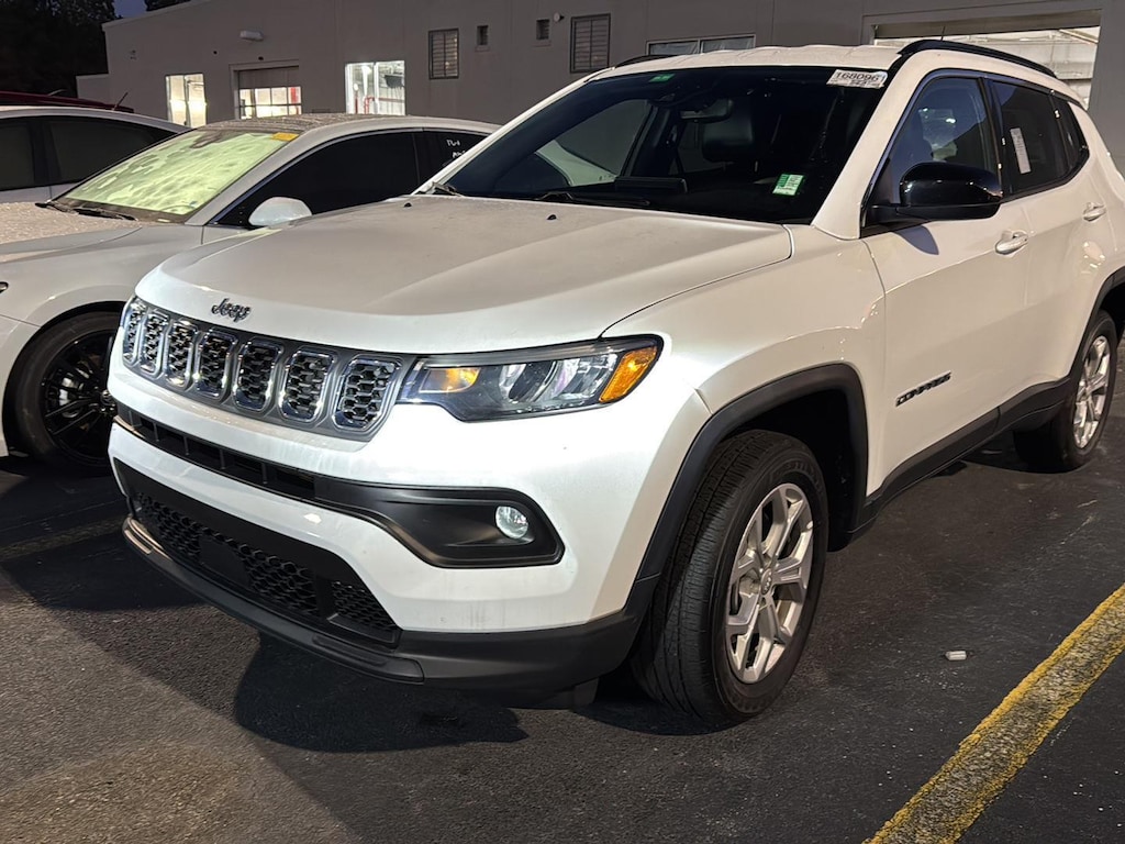 Used 2024 Jeep Compass Latitude SUV