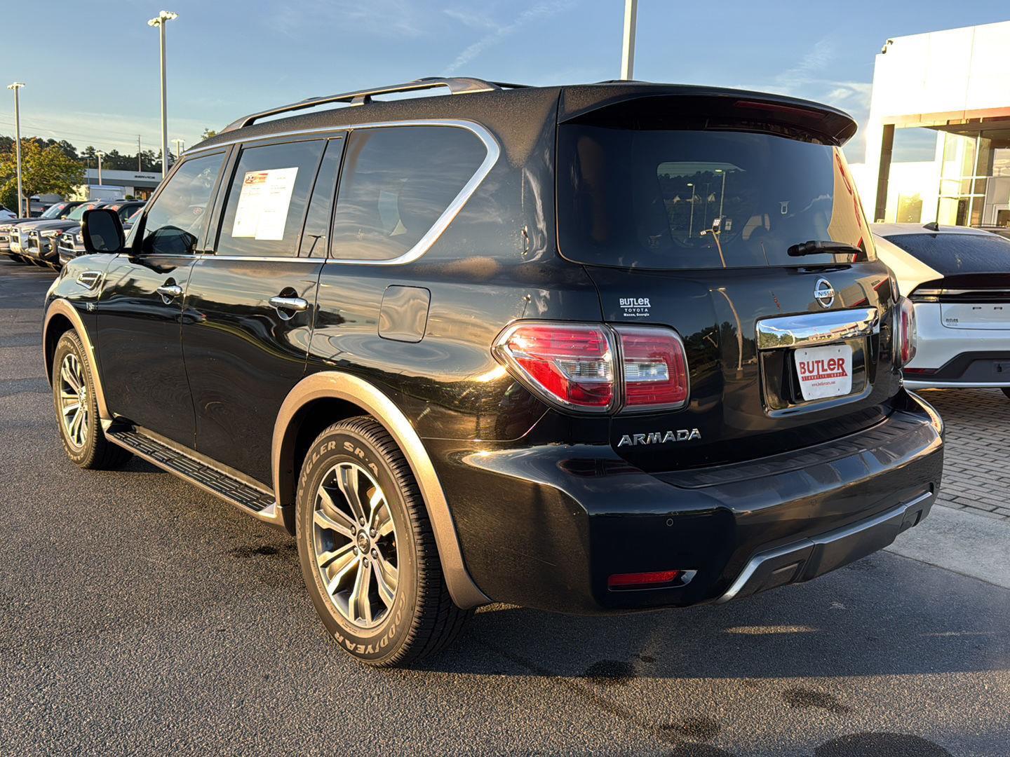 2019 Nissan Armada SL photo 2