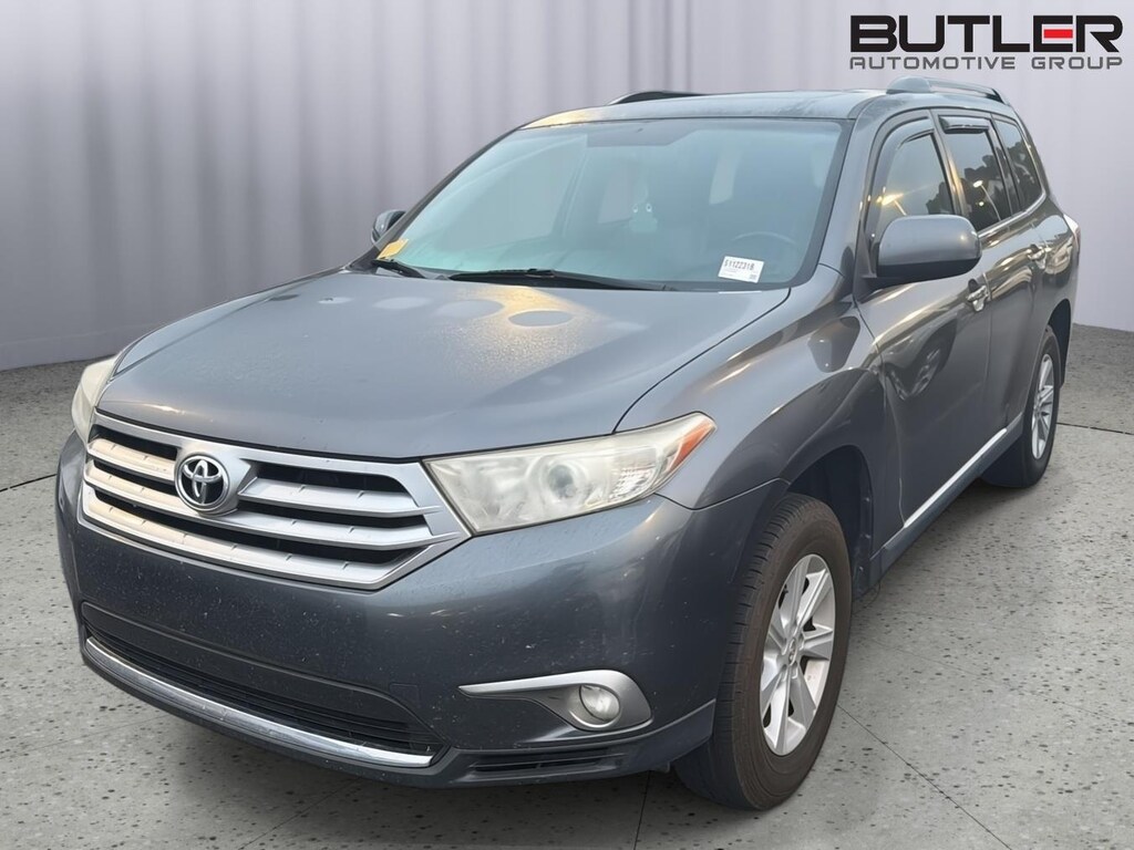 Used 2013 Toyota Highlander SE SUV