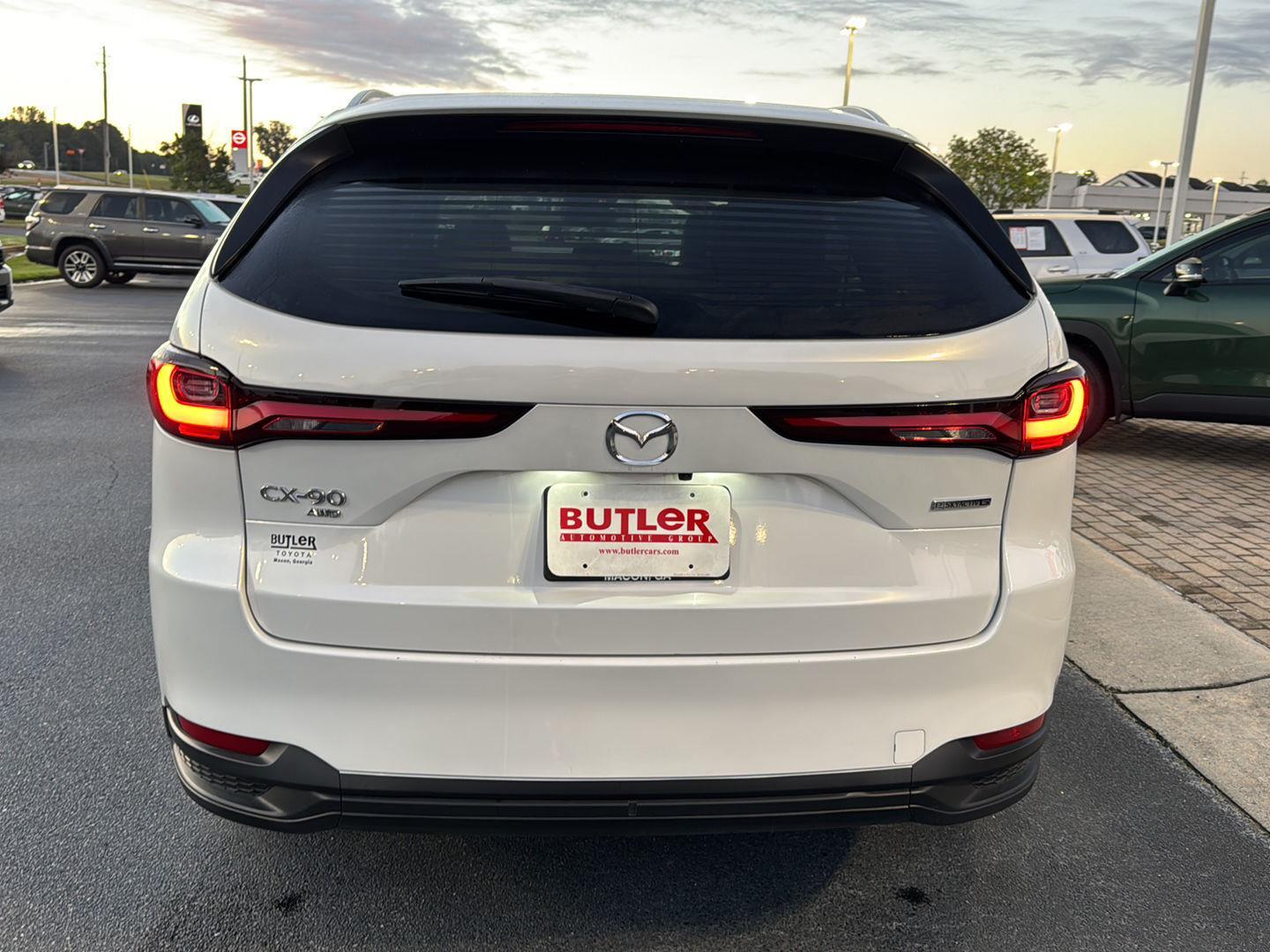 2024 Mazda CX-90 3.3 Turbo Preferred Plus photo 3