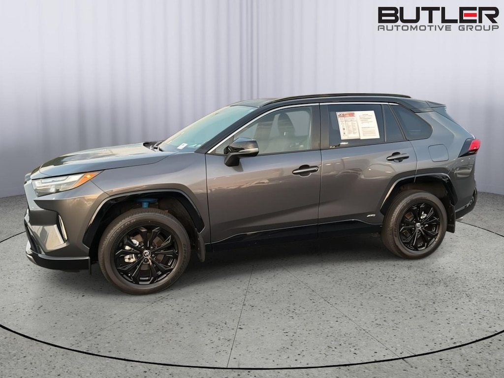 Used 2025 Toyota RAV4 Hybrid XSE SUV