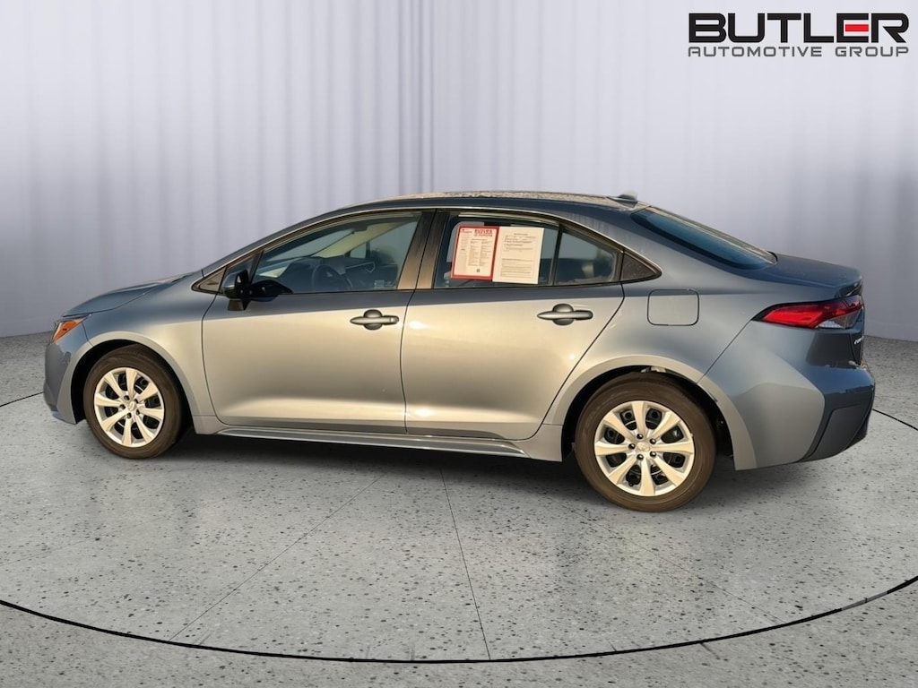 Used 2024 Toyota Corolla LE Sedan