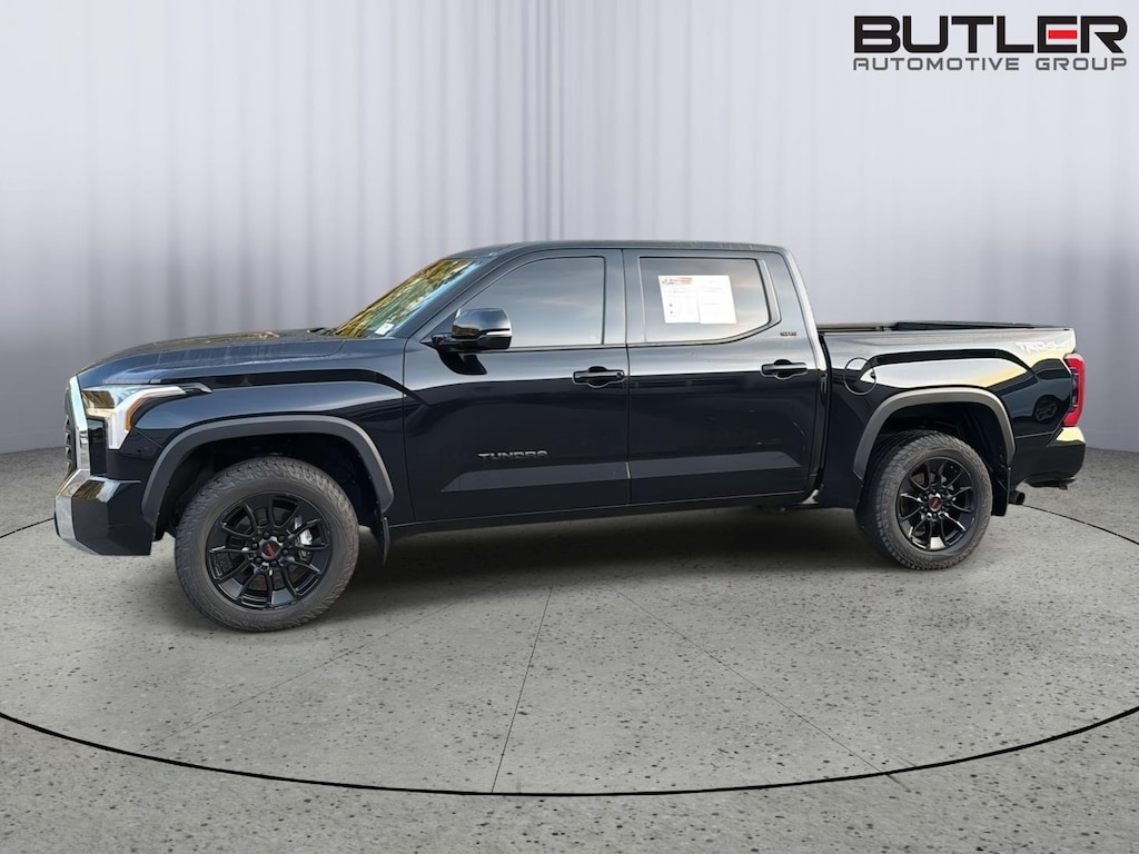 Used 2024 Toyota Tundra SR5 CrewMax