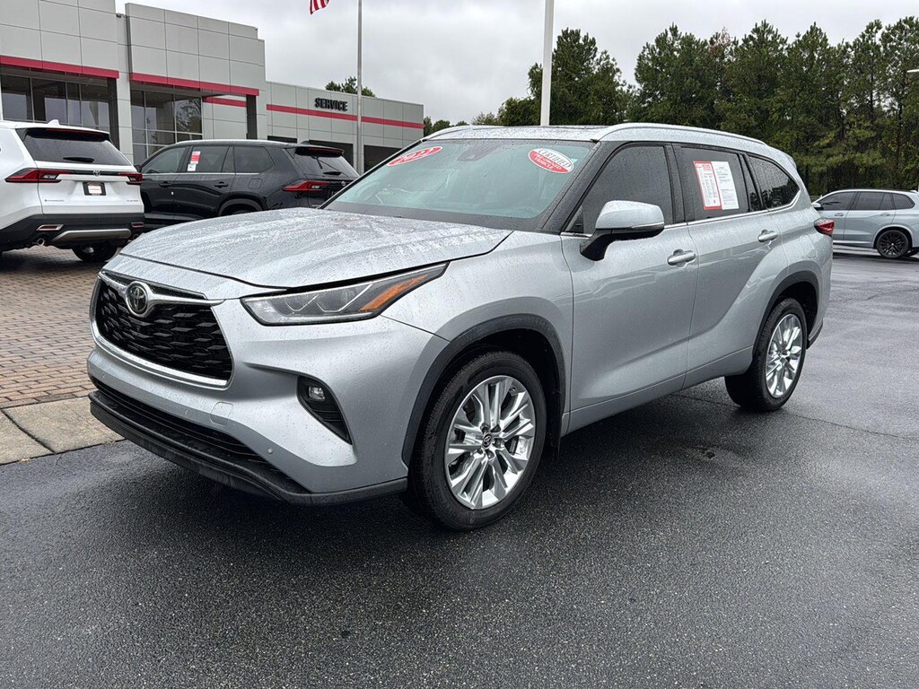 Used 2022 Toyota Highlander Limited SUV