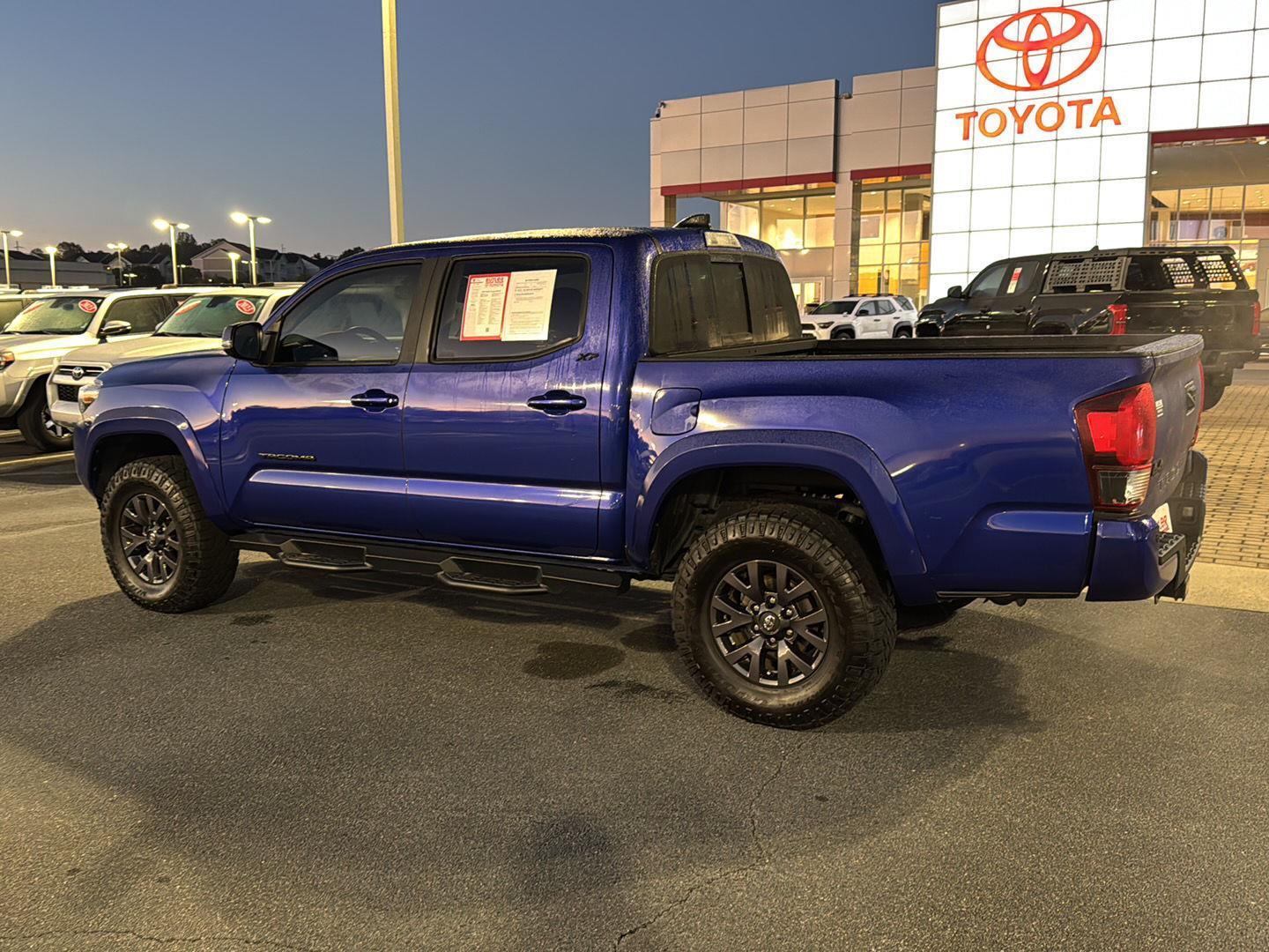 2023 Toyota Tacoma SR5 V6 photo 3