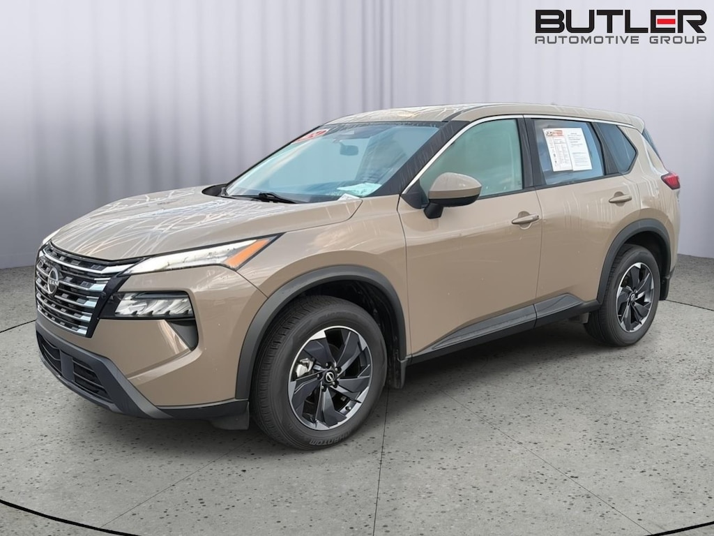 Used 2024 Nissan Rogue SV SUV