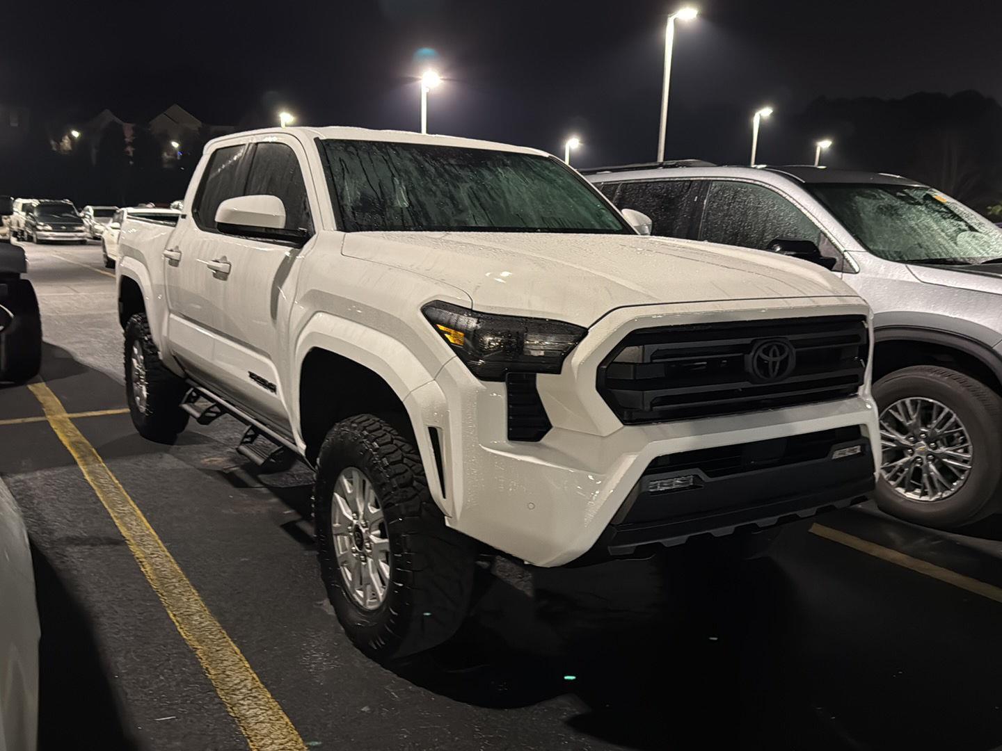 2025 Toyota Tacoma SR5 photo 4