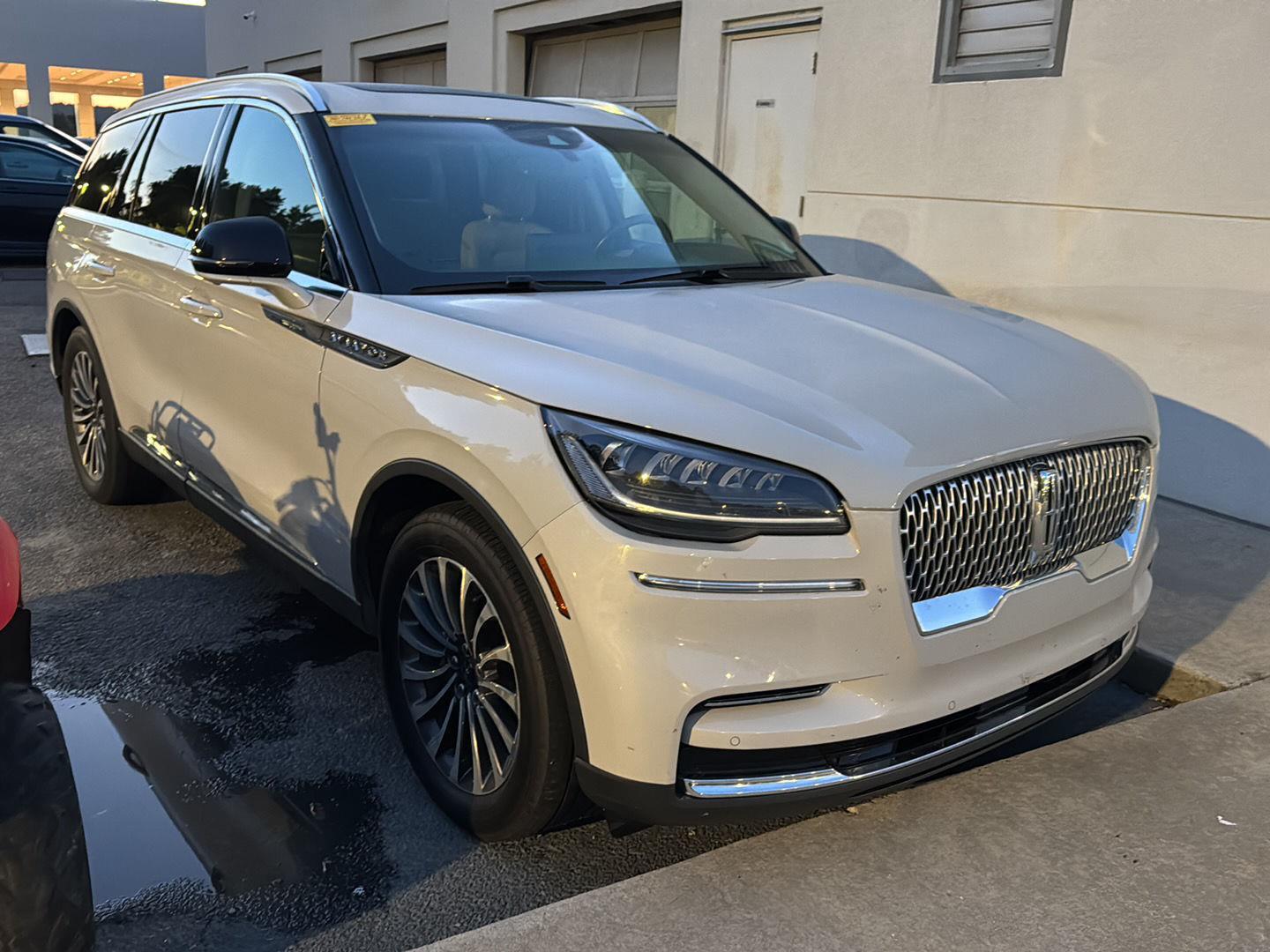 2022 Lincoln Aviator Reserve photo 4