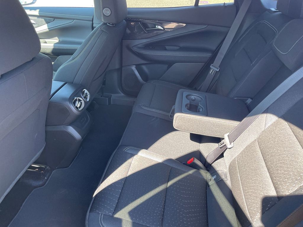 2025 Chevrolet Blazer EV LT - Photo 10