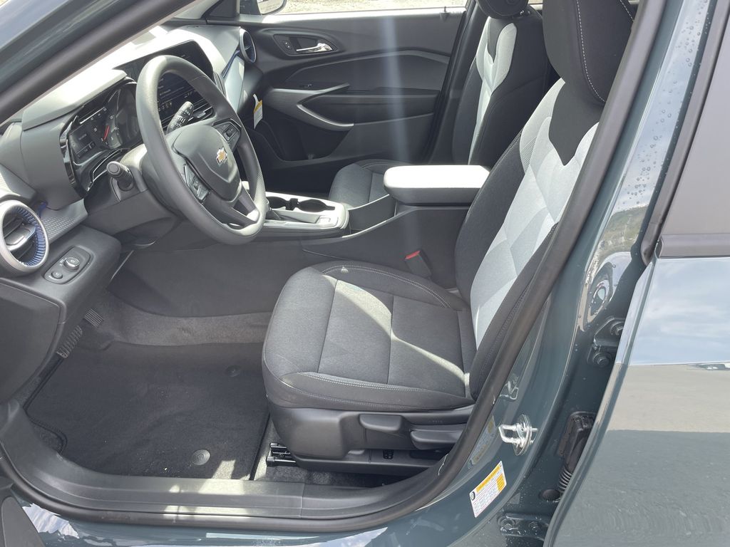 2026 Chevrolet Trax LS - Photo 15