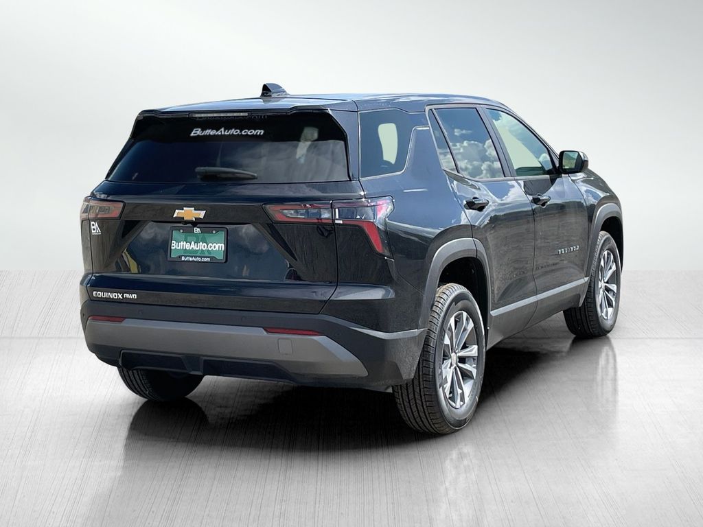 2026 Chevrolet Equinox LT photo 3