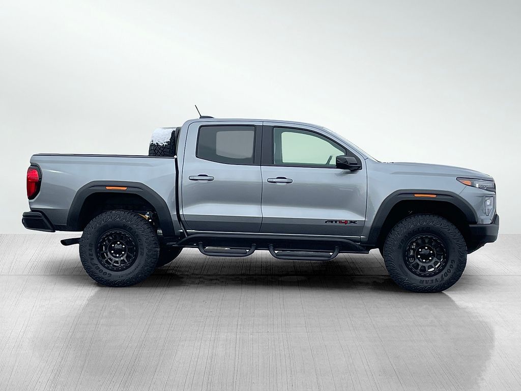 2024 Gmc Canyon AT4X photo 2