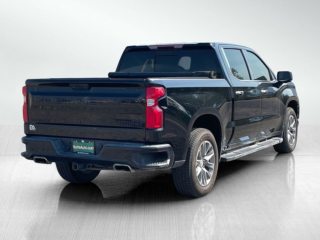 2021 Chevrolet Silverado 1500 High Country photo 3