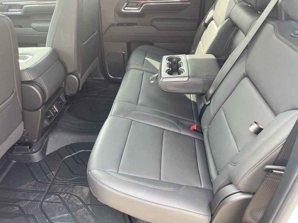 2026 Chevrolet Silverado 1500 LT - Photo 11