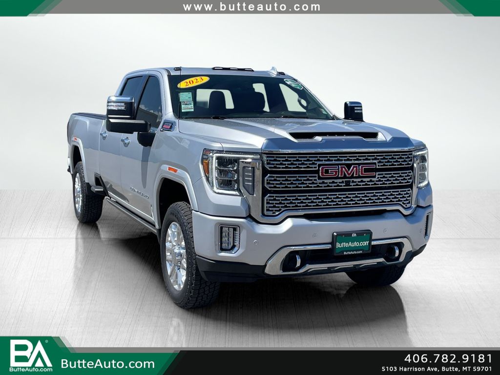 2023 GMC Sierra 4WD Crew Cab Standard Box Denali's photo