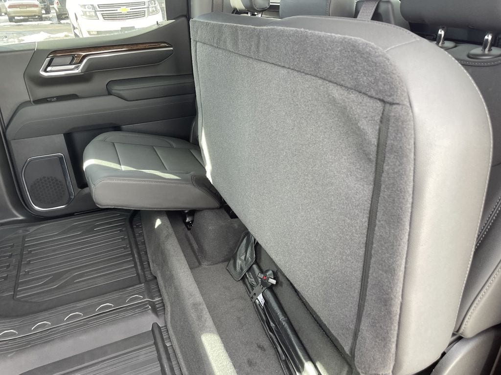 2025 GMC Sierra 1500 Elevation - Photo 9
