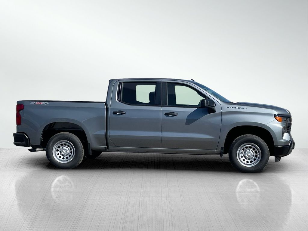 2025 Chevrolet Silverado 1500 photo 2