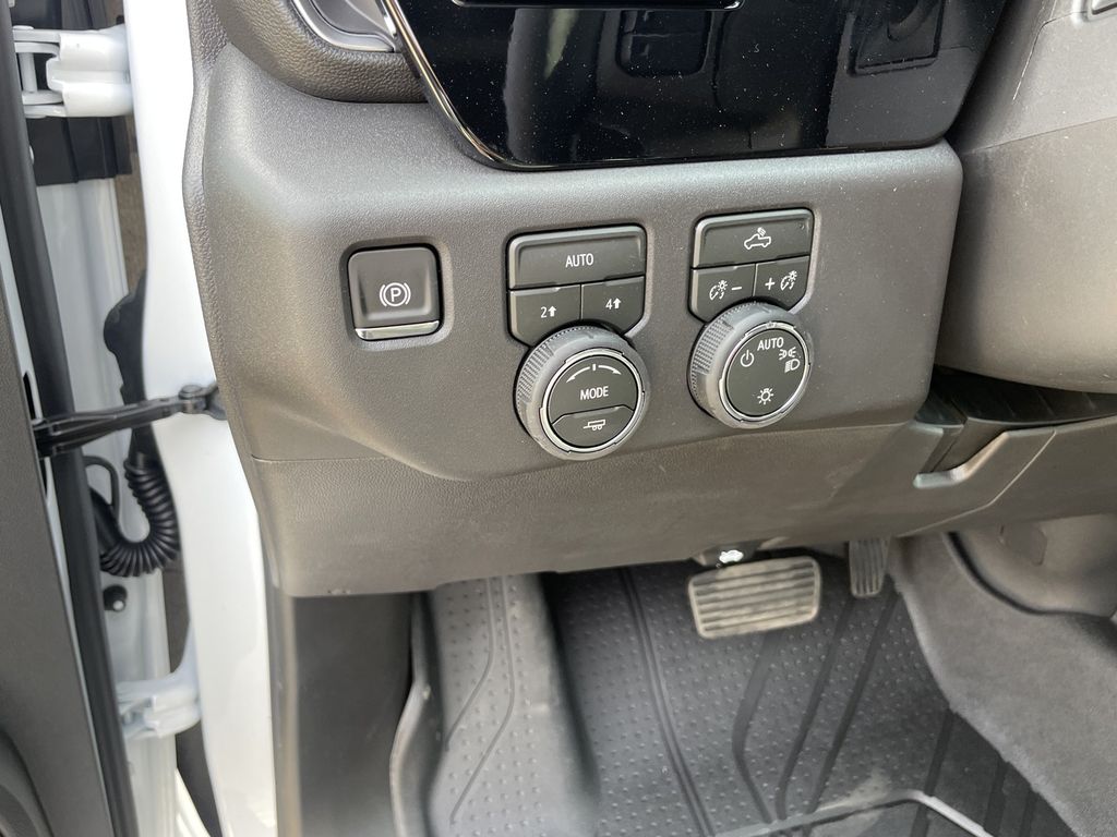 2026 Chevrolet Silverado 1500 LT - Photo 19