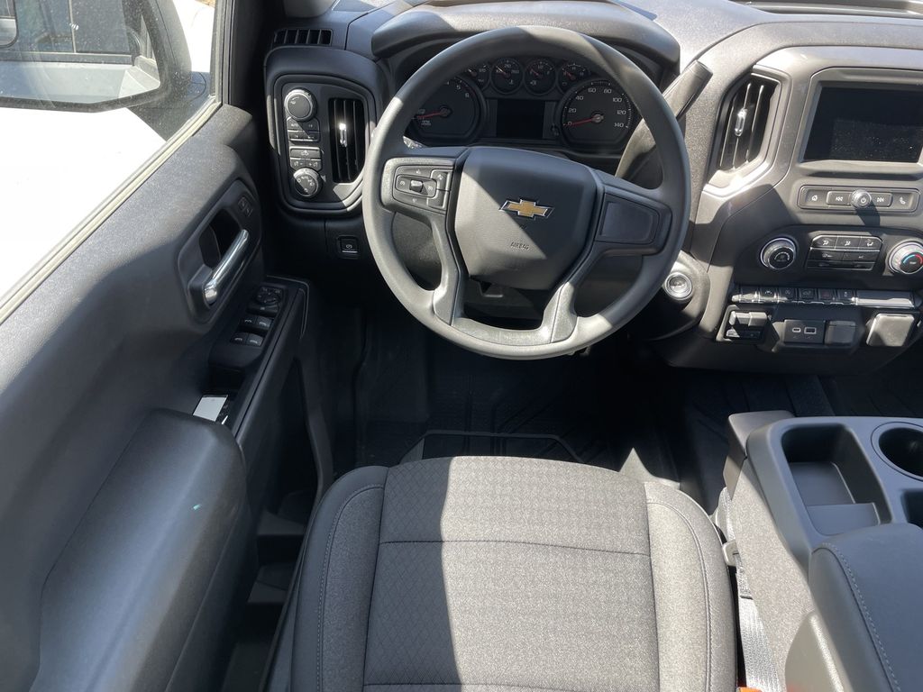 2025 Chevrolet Silverado 1500 Custom - Photo 12