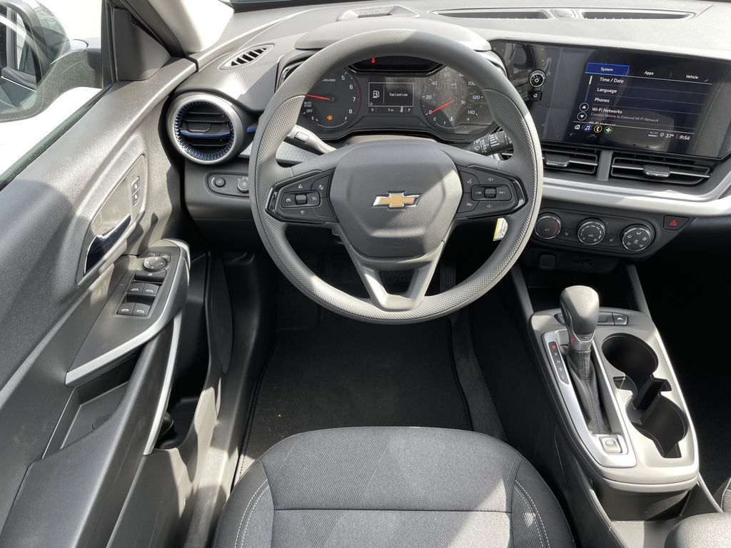 2026 Chevrolet Trax LS - Photo 12