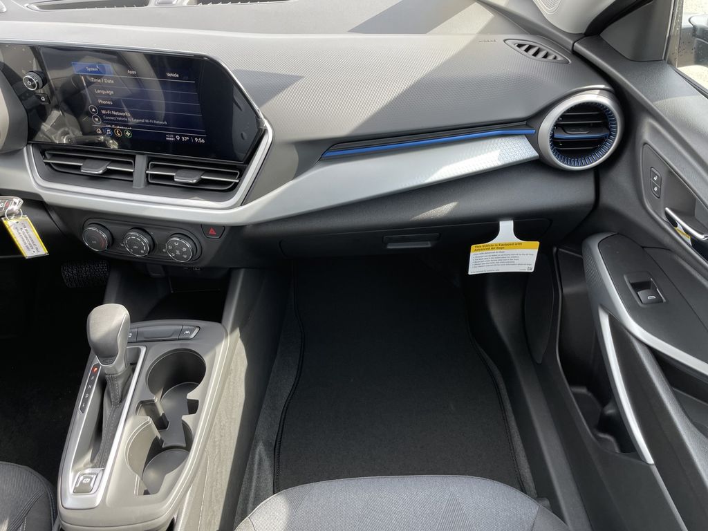 2026 Chevrolet Trax LS - Photo 11