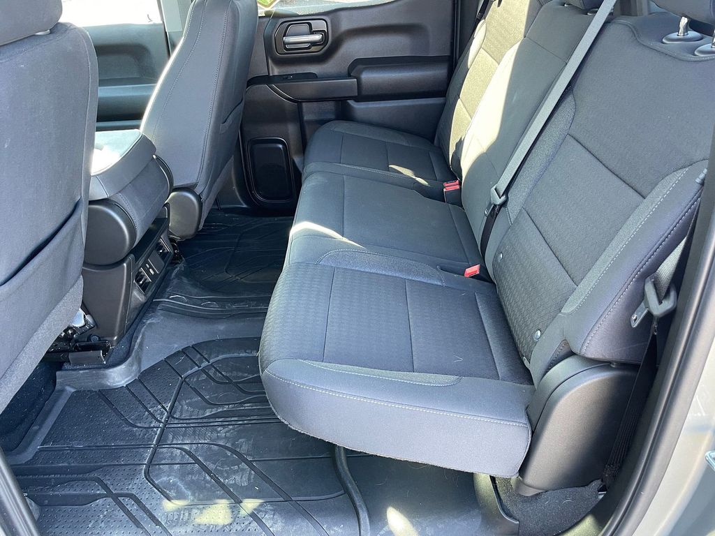 2024 Chevrolet Silverado 1500 Custom - Photo 10