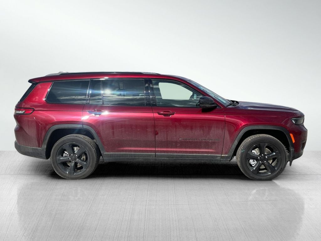 New 2025 Jeep Grand Cherokee L ALTITUDE X 4X4 Sport Utility