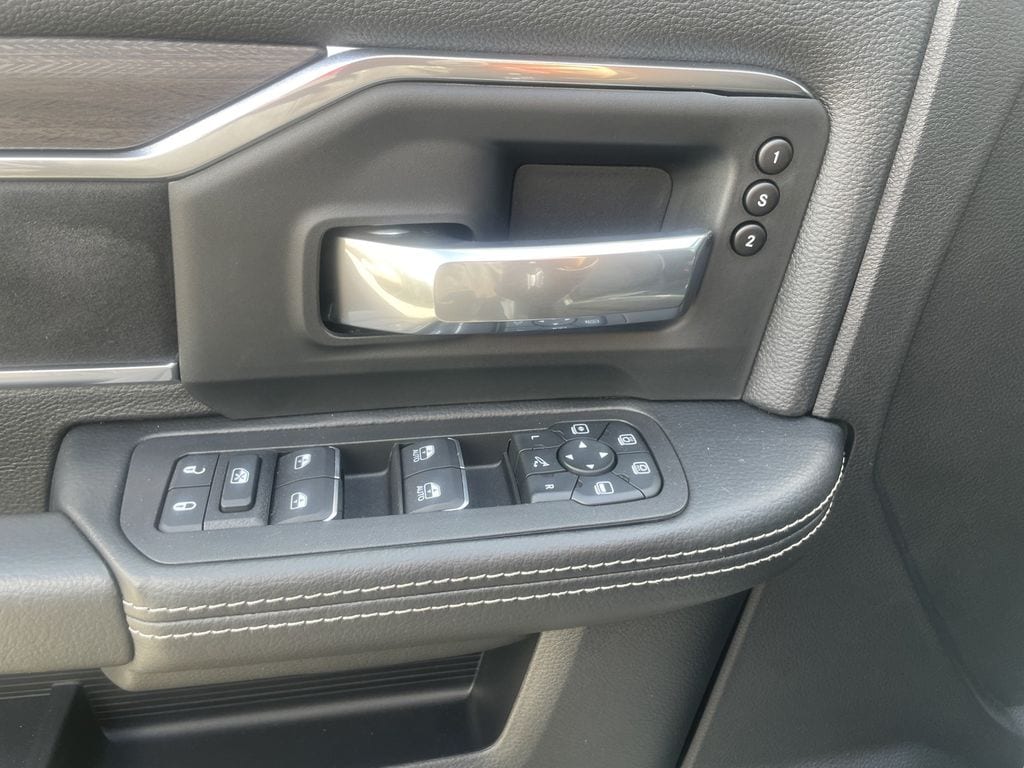 2025 RAM 2500 Laramie - Photo 16