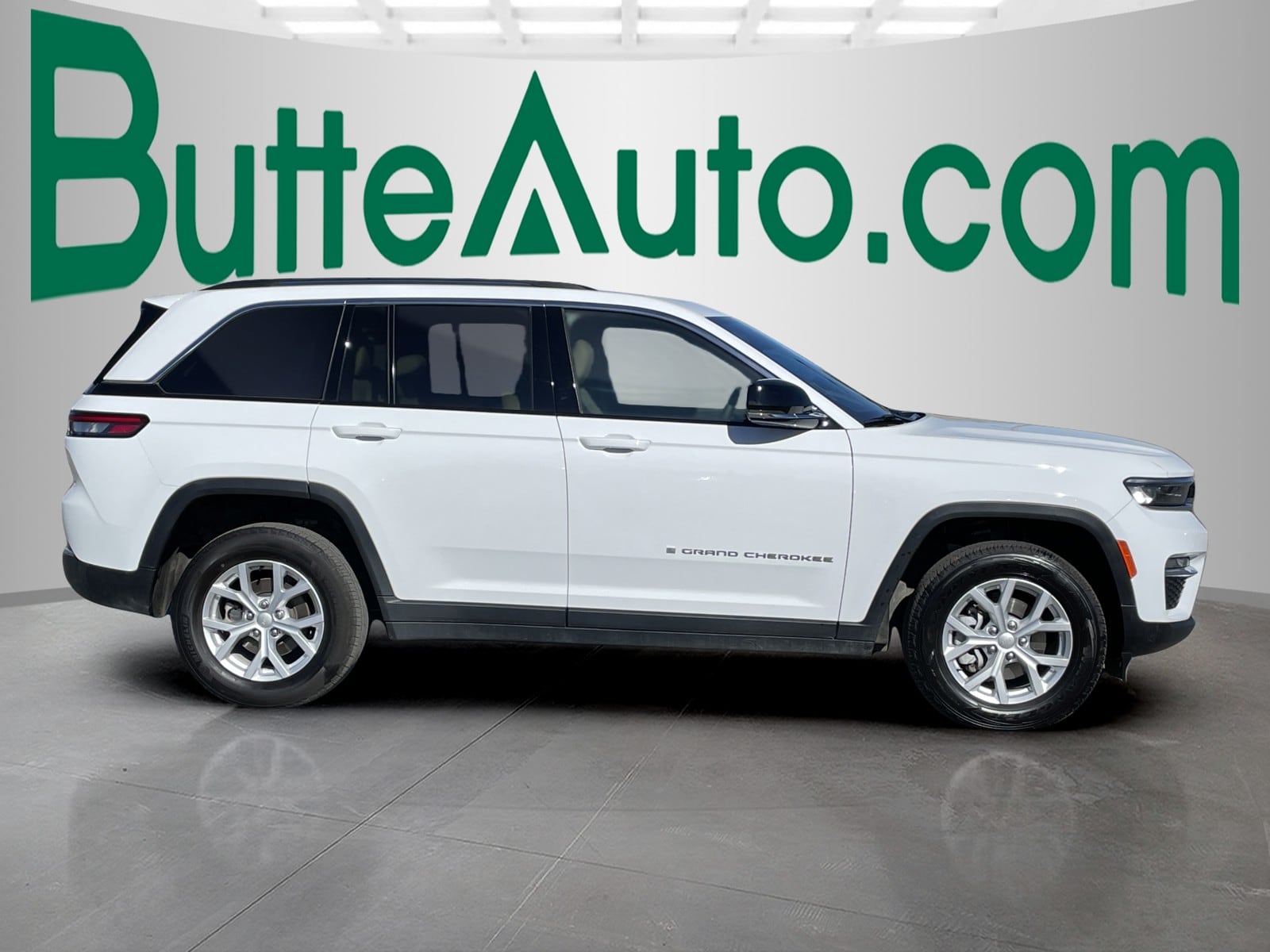 Used 2023 Jeep Grand Cherokee Limited with VIN 1C4RJHBG6PC510438 for sale in Butte, MT