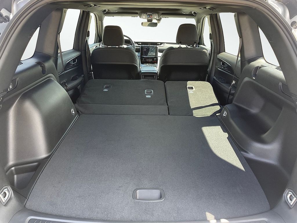 2025 Jeep Grand Cherokee Laredo - Photo 9