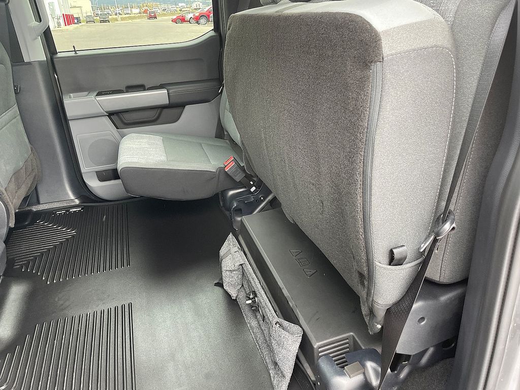 2023 Ford F-250 XLT photo 4