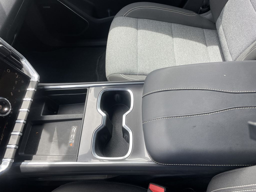 2025 GMC Acadia Elevation - Photo 23