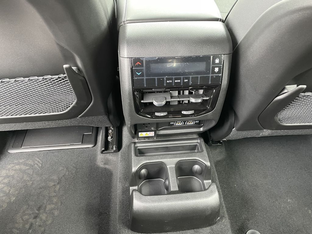 2025 Jeep Grand Cherokee L Altitude - Photo 14