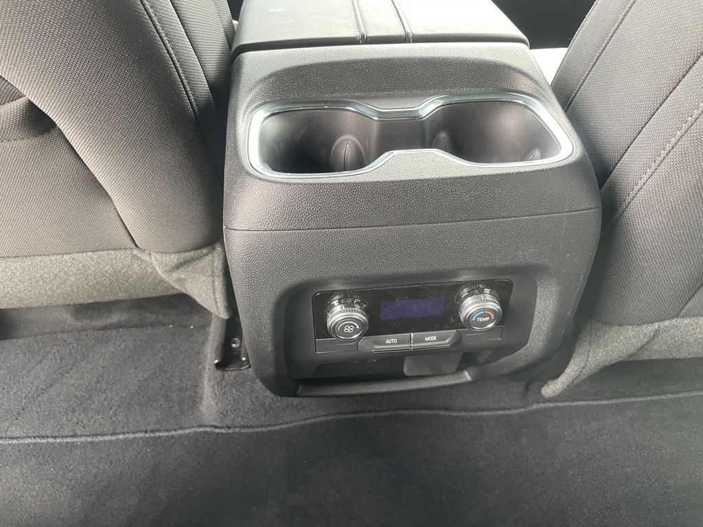 2025 GMC Acadia Elevation - Photo 13