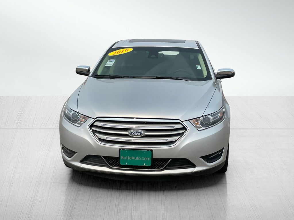 2019 Ford Taurus Limited - Photo 8