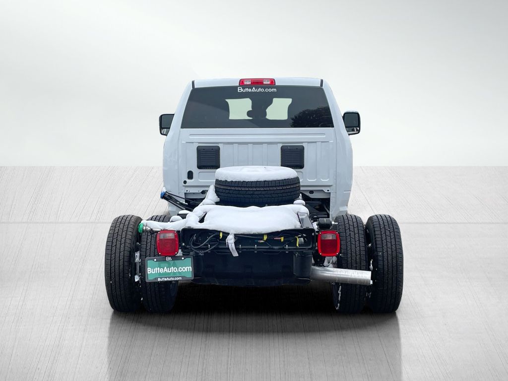 2026 Ram 3500 Tradesman photo 4