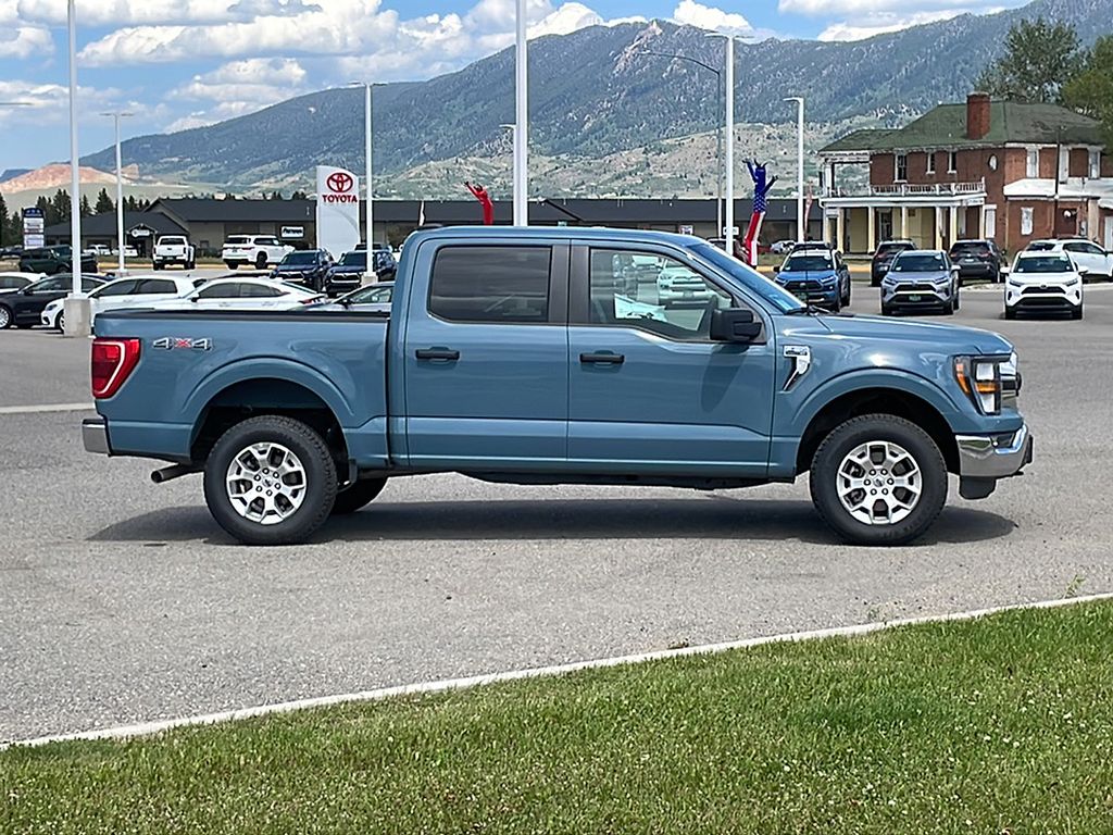 2023 Ford F-150 XLT photo 2