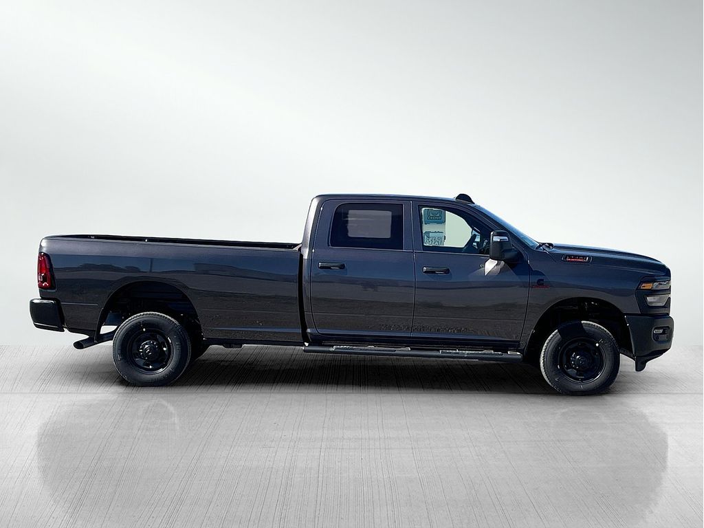 2025 Ram 2500 Tradesman photo 2