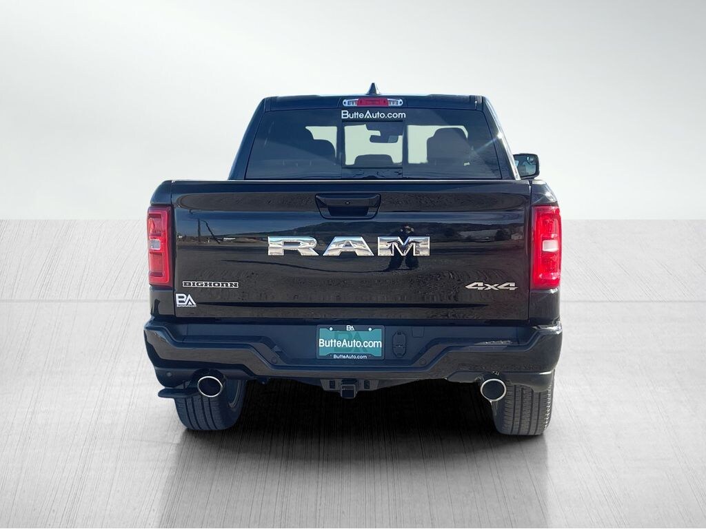 New 2026 Ram 1500 BIG HORN CREW CAB 4X4 5'7 BOX Pickup