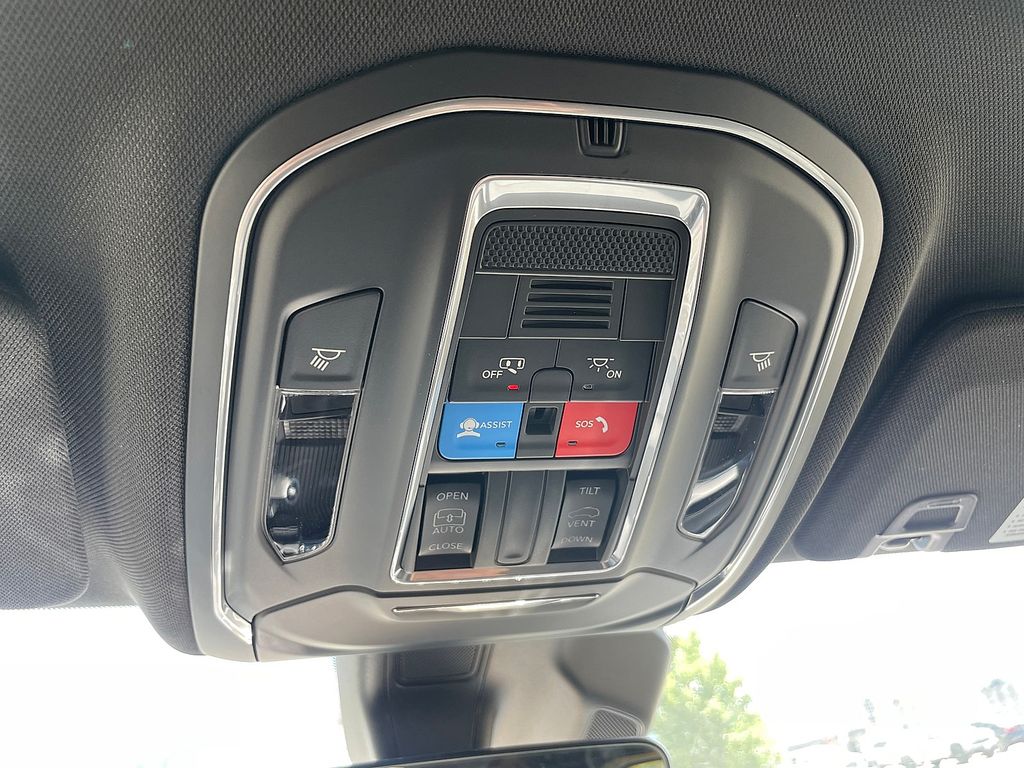 2025 Jeep Grand Cherokee Laredo - Photo 24