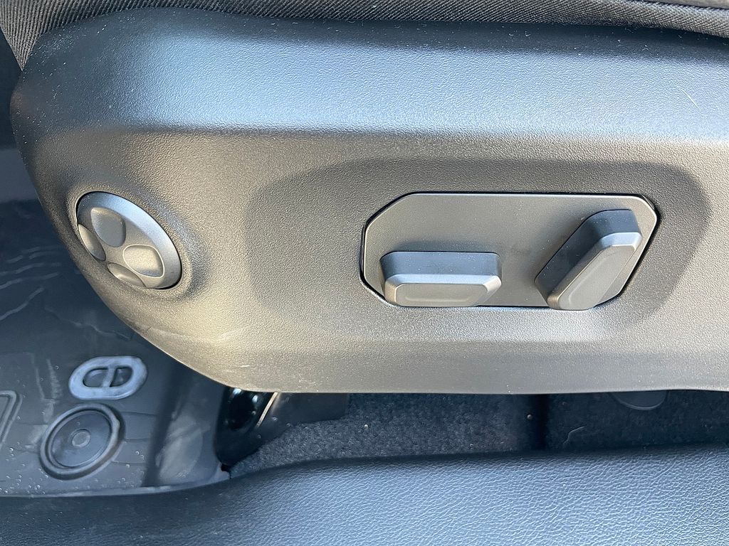 2025 Jeep Gladiator High Tide - Photo 17