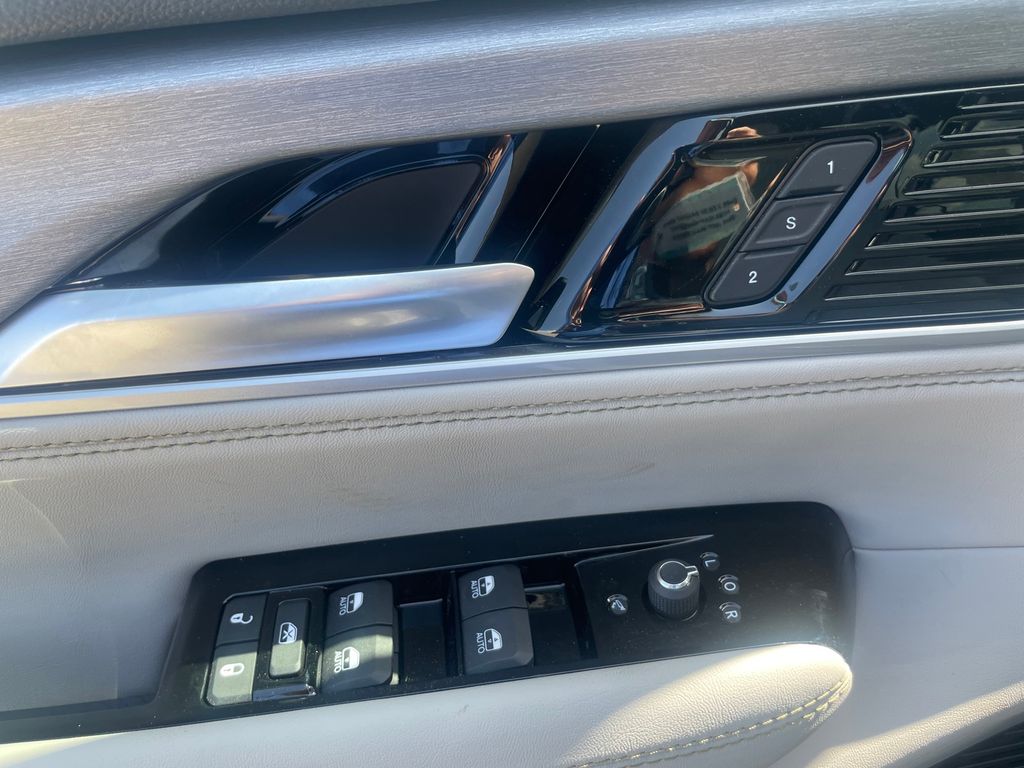 2025 Jeep Wagoneer L Series I - Photo 18